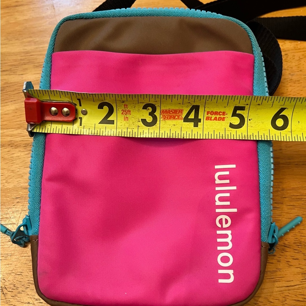 Lululemon Athletica Pink and Blue Crossbody Bag Stylish and Compact - Picture 6 of 7